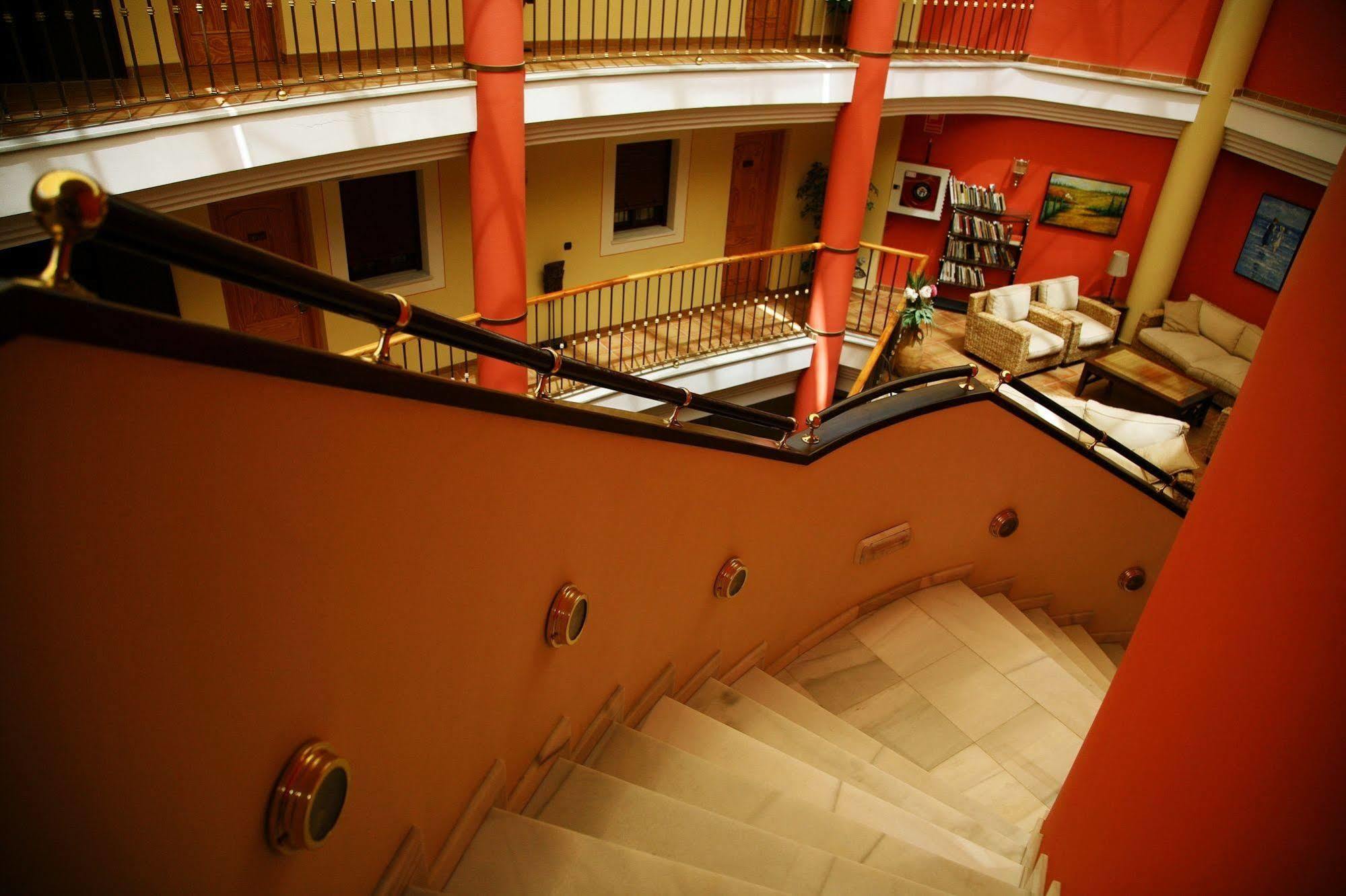 Ele Santabarbara Hotel Castilleja de la Cuesta Ngoại thất bức ảnh